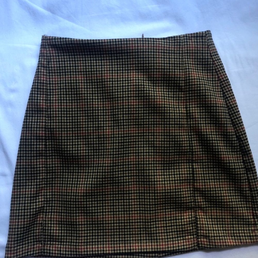 BRANDY MELVILLE CARA SKIRT